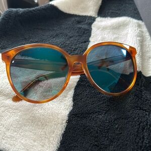 DIFF cosmo sunlasses